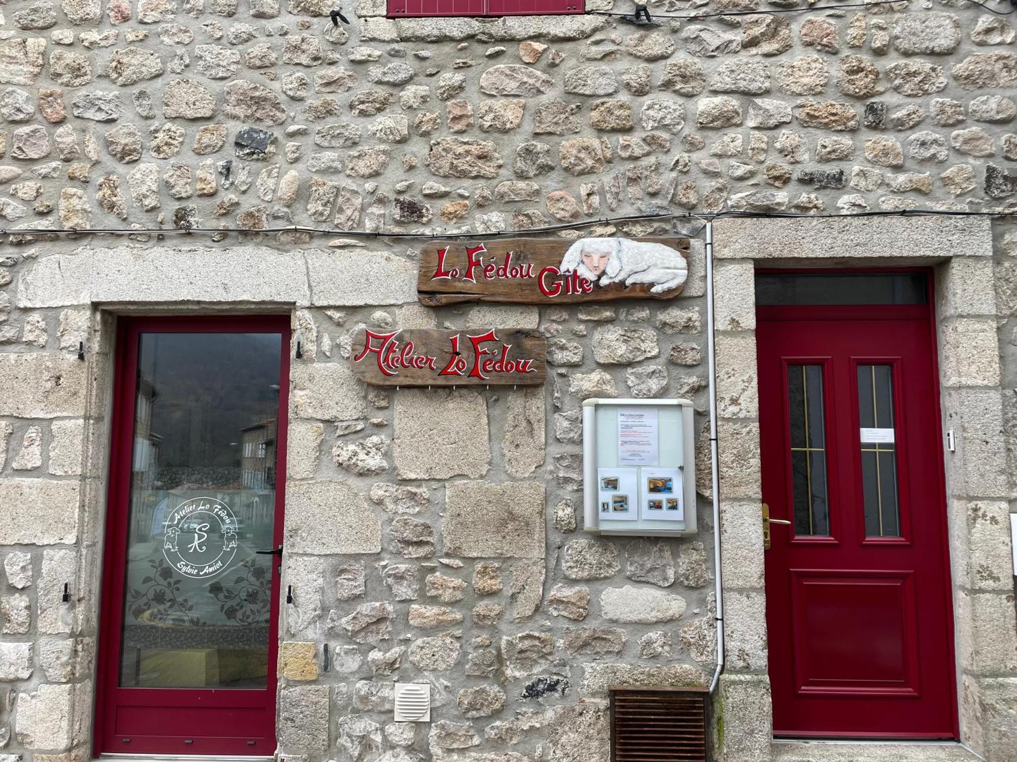 Gite "Lo Fedou D'Antraigues Sur Volane" Bed and Breakfast Buitenkant foto